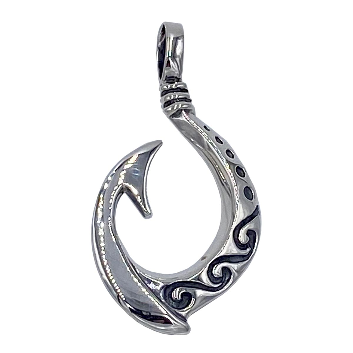 In New Zealand, the Fishhook Pendant Called Hei Matau - The New York Times, image size:1200x1200